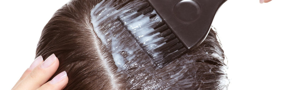 Tea tree oil and coconut oil scalp care guide from Glimmer Goddess.