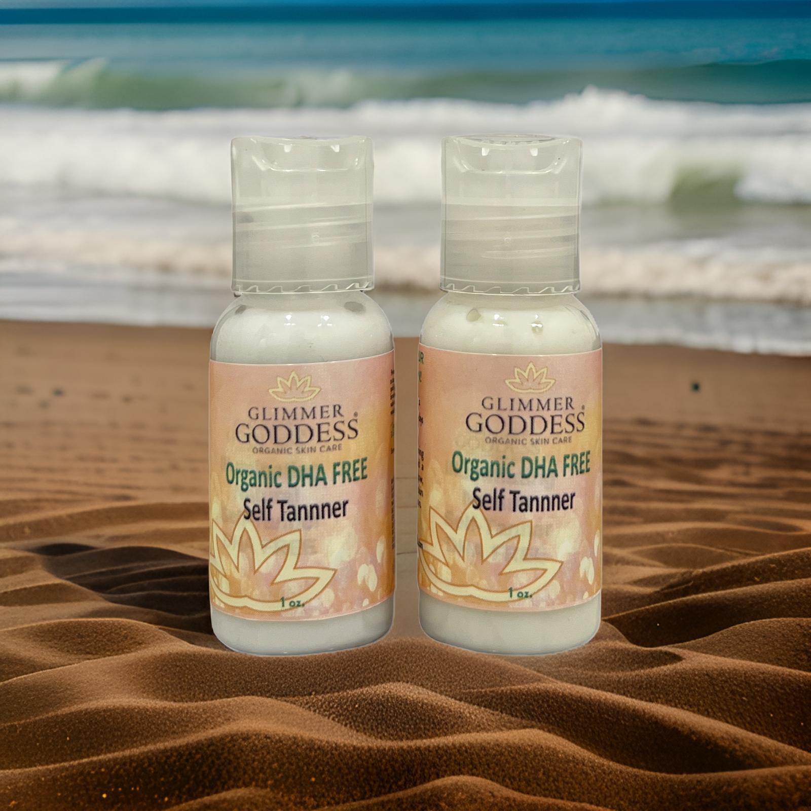Glimmer Goddess Organic Skin Care 1oz DHA-Free Self Tanner Deluxe Sample bottle with tan applicator