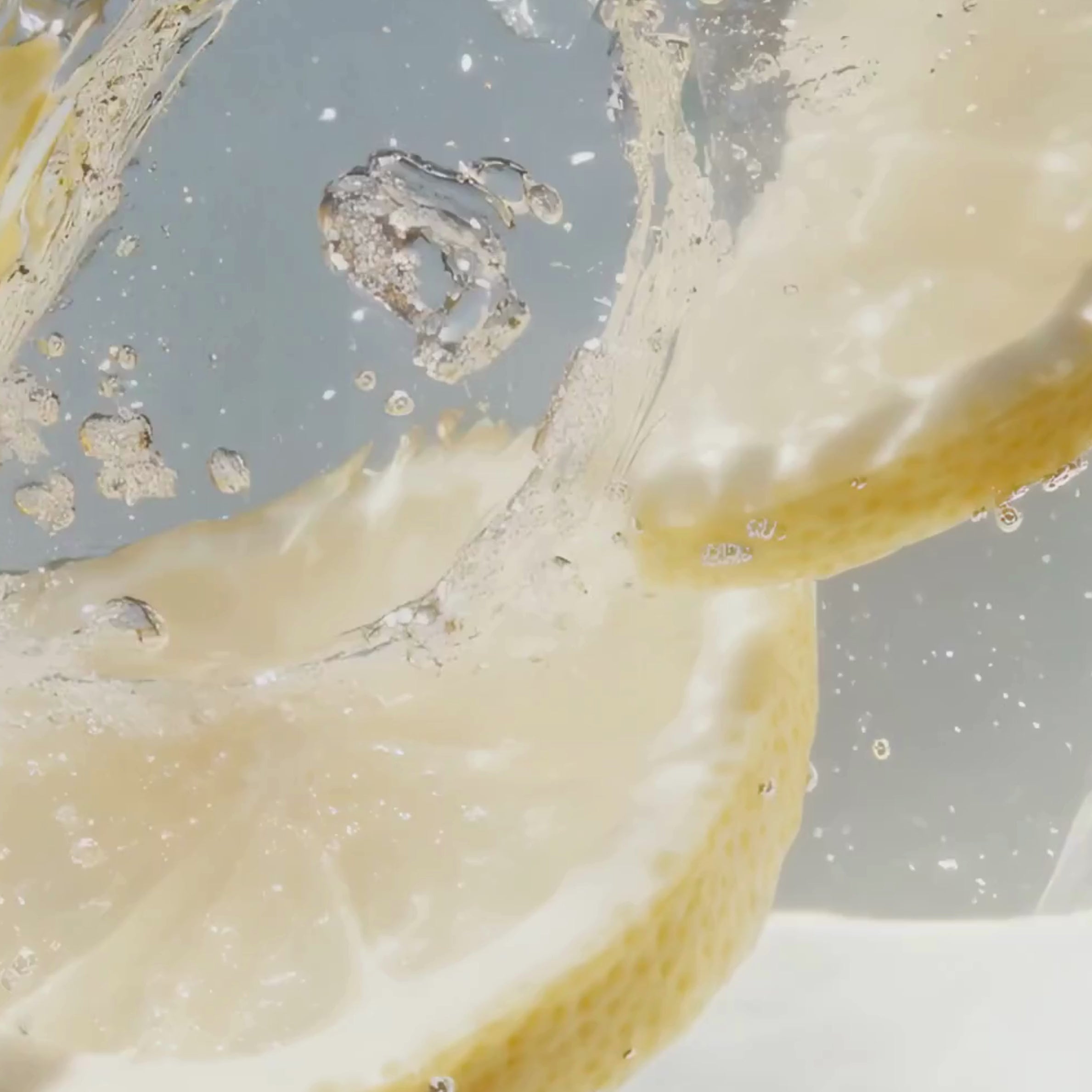 Acne Serum texture and absorption - lightweight pore clearing formula for oily skin
