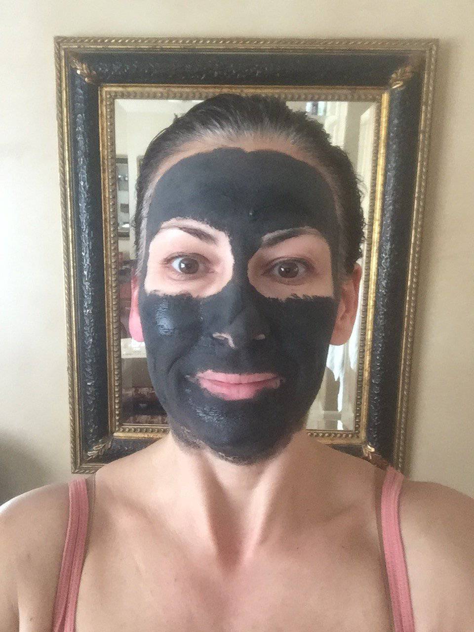 Organic Dead Sea Mud Mask With Bentonite Clay - Exfoliate & Rejuvenate - Glimmer Goddess® Organic Skin Care